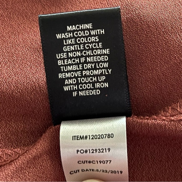 NWOT Torrid burnt orange polyester blouse size 5 (28) - Picture 4 of 11